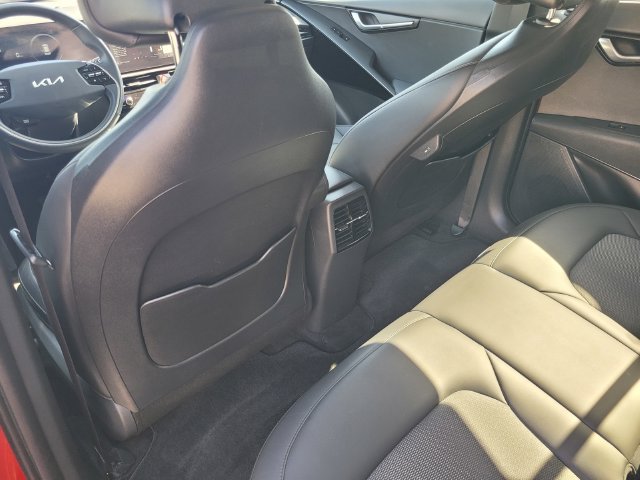 Used 2024 Kia Niro Wind FWD image 12