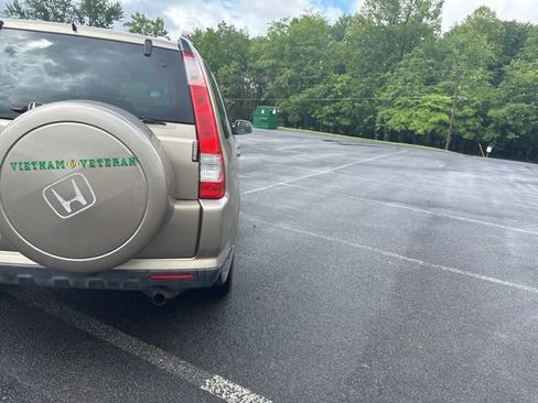 Used 2006 Honda CR-V EX image 10