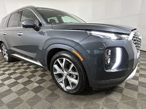 Used 2021 Hyundai Palisade Limited AWD/4WD image 2