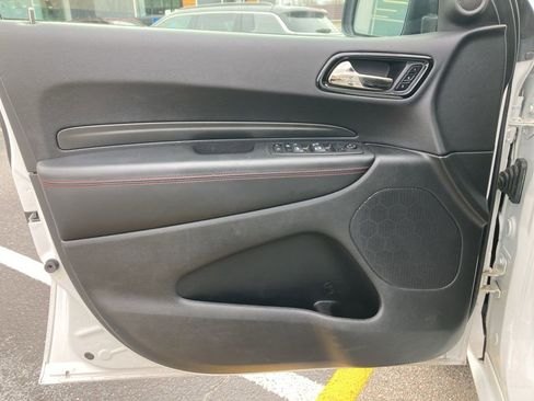 Used 2024 Dodge Durango GT image 11