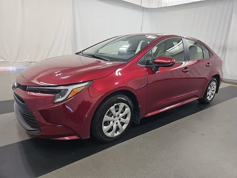 Used 2026 Toyota Corolla LE FWD image 22
