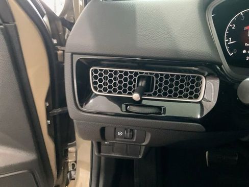 Used 2025 Honda Civic Sport image 7