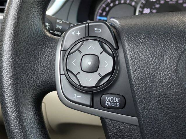 Used 2013 Toyota Camry LE FWD image 6