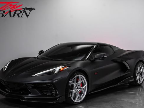 Used 2023 Chevrolet Corvette Stingray Preferred Conv w/ Z51 Performance Package RWD image 9