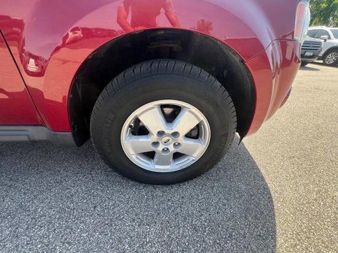 Used 2011 Ford Escape XLT w/ 201A Rapid Spec Order Code AWD/4WD image 16