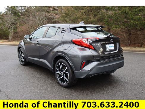 Used 2021 Toyota C-HR XLE image 5