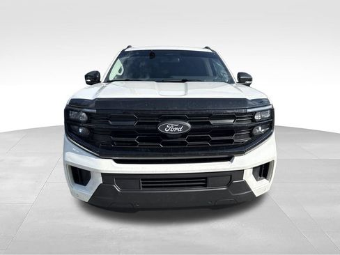 Certified 2025 Ford Expedition Active RWD image 3