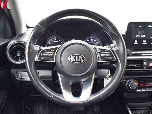 Used 2019 Kia Forte S FWD image 14