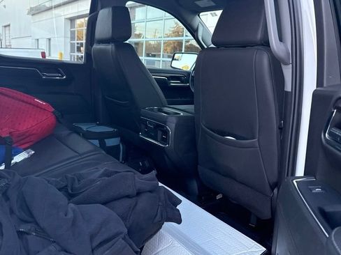 Used 2024 GMC Sierra 1500 SLT RWD image 6