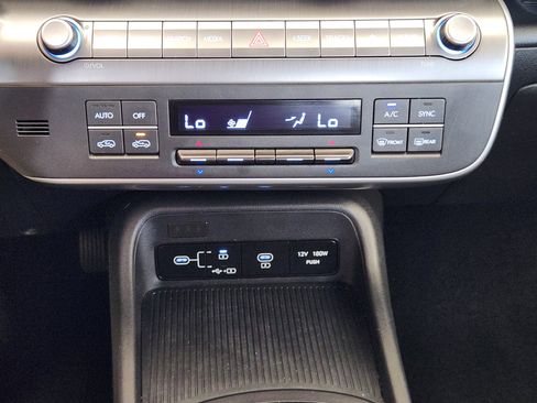 Used 2024 Hyundai Kona SEL AWD/4WD image 19