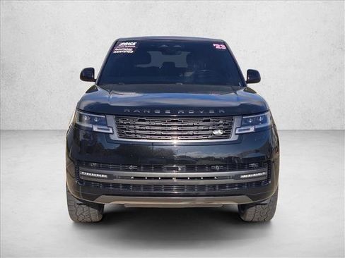 Used 2023 Land Rover Range Rover SE image 2