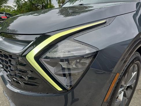 Used 2023 Kia Sportage SX image 14