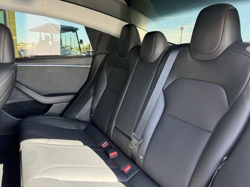 Used 2024 Tesla Model 3 Long Range AWD/4WD image 39