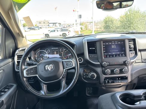 Used 2020 RAM 1500 Big Horn AWD/4WD image 22