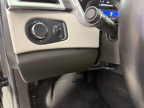 Used 2016 Cadillac SRX Luxury FWD image 14