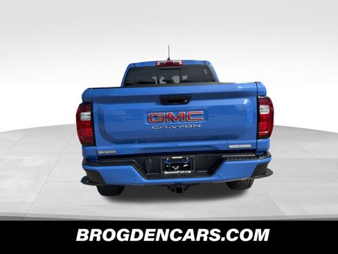 New 2026 GMC Canyon Elevation w/ Convenience Package image 4