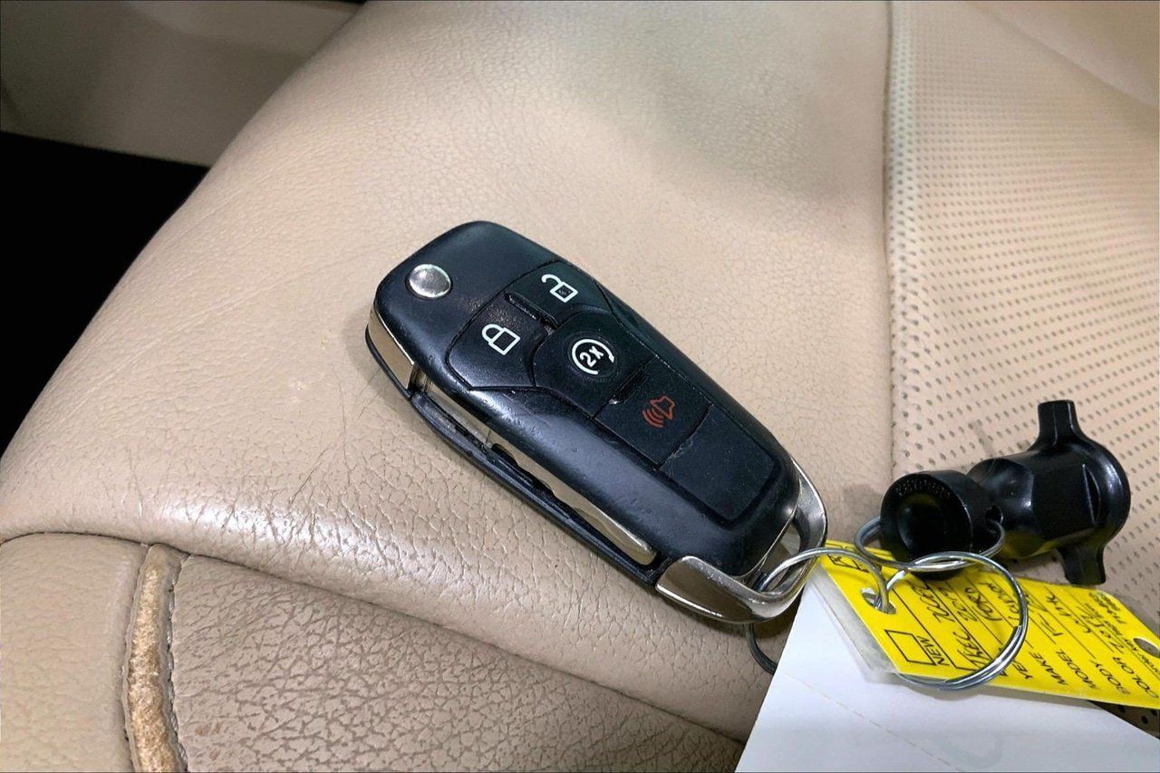 Used 2019 Ford F250 Lariat w/ Chrome Package AWD/4WD image 19
