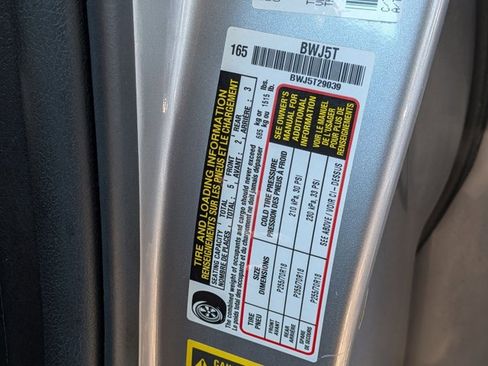 Used 2015 Toyota Tundra SR5 image 17