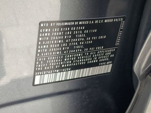 Certified 2023 Volkswagen Tiguan SE R-Line image 34