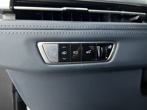 Certified 2025 Cadillac Escalade IQ Sport 2 AWD/4WD image 17