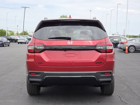 New 2026 Honda Pilot Sport image 17