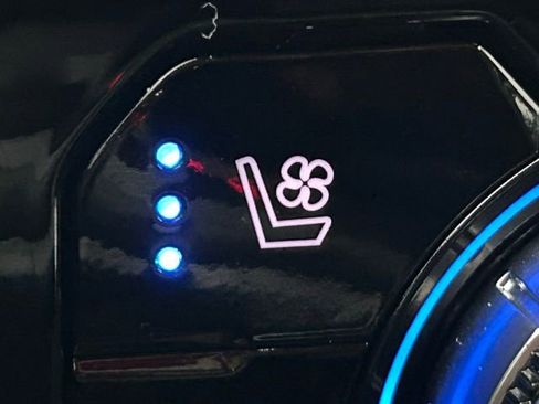 Used 2024 GMC Sierra 1500 SLT w/ SLT Premium Package image 8