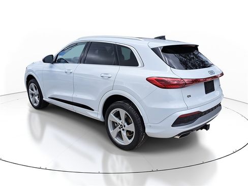 New 2025 Audi Q5 Premium Plus image 3