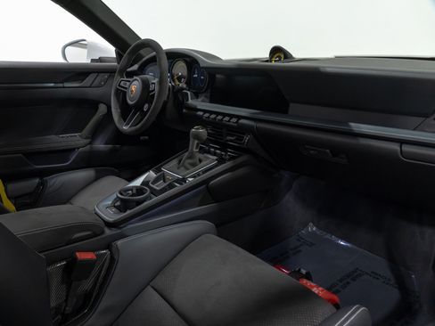 Used 2022 Porsche 911 GT3 RWD image 75