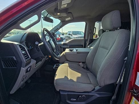 Used 2018 Ford F150 XLT w/ Equipment Group 302A Luxury AWD/4WD image 9