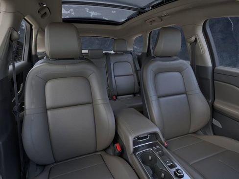 New 2026 Lincoln Corsair Premiere image 10