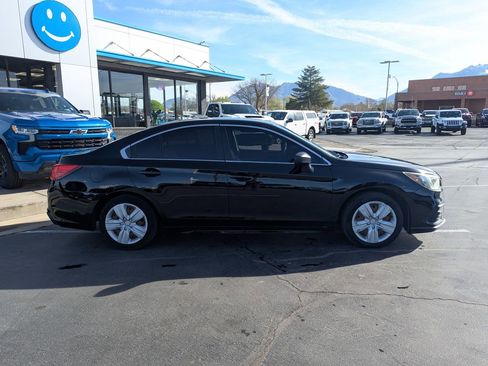 Used 2018 Subaru Legacy 2.5i AWD/4WD image 2