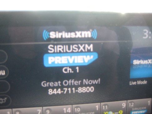 Used 2023 Nissan Rogue SV AWD/4WD image 23