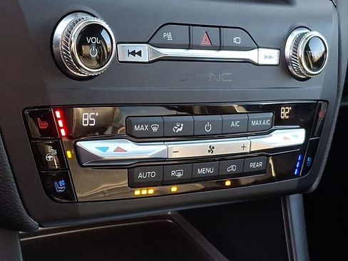 Used 2020 Ford Explorer ST w/ ST Street Pack image 15