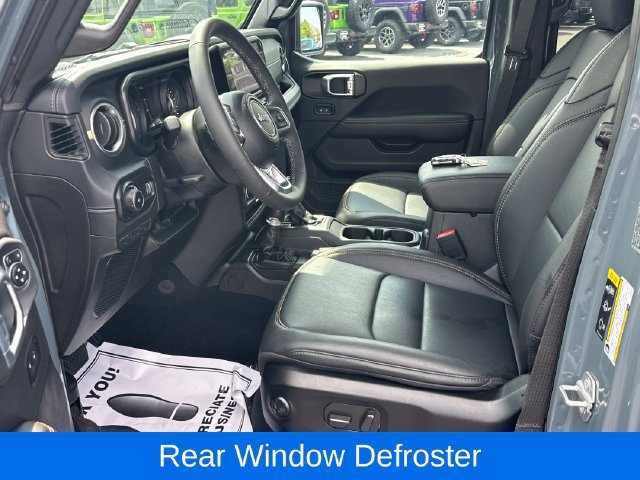 New 2026 Jeep Wrangler Unlimited Sahara w/ Safety Group AWD/4WD image 10