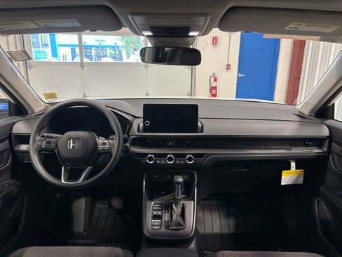 Certified 2026 Honda CR-V EX image 18