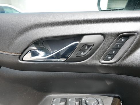 Used 2023 GMC Acadia AT4 w/ Technology Package AWD/4WD image 15