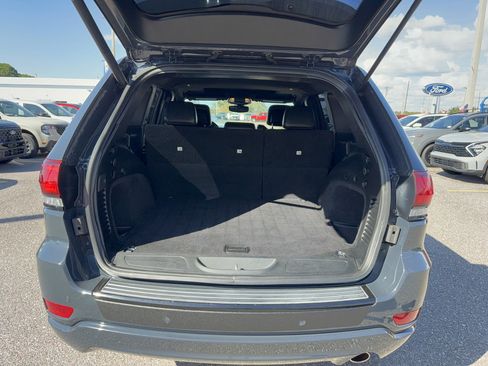 Used 2018 Jeep Grand Cherokee Altitude image 7