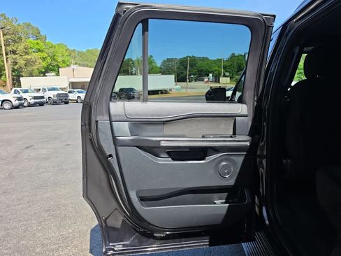Used 2019 Ford Expedition Max XLT AWD/4WD image 30