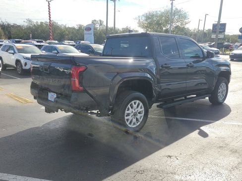 Used 2024 Toyota Tacoma SR image 3