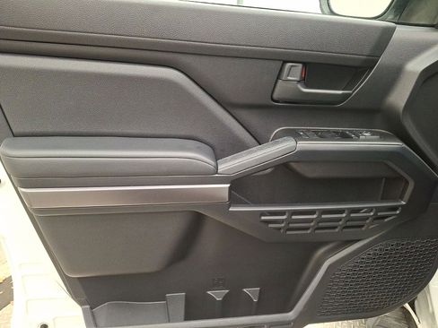 Certified 2025 Toyota 4Runner SR5 image 10