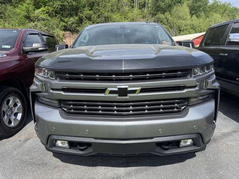 Used 2020 Chevrolet Silverado 1500 RST AWD/4WD image 4