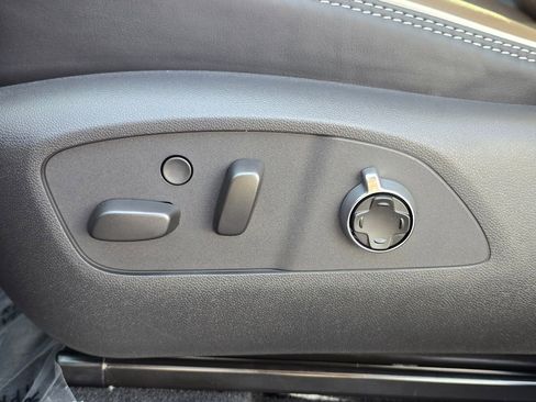 New 2026 GMC Acadia Denali Ultimate image 15