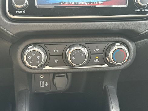 Used 2024 Nissan Versa S w/ Trunk Package image 27