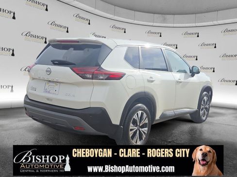Used 2023 Nissan Rogue SV image 19