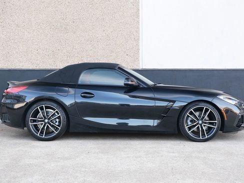 Used 2019 BMW Z4 sDrive30i image 11