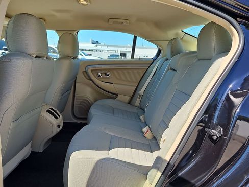 Used 2018 Ford Taurus SE FWD image 28