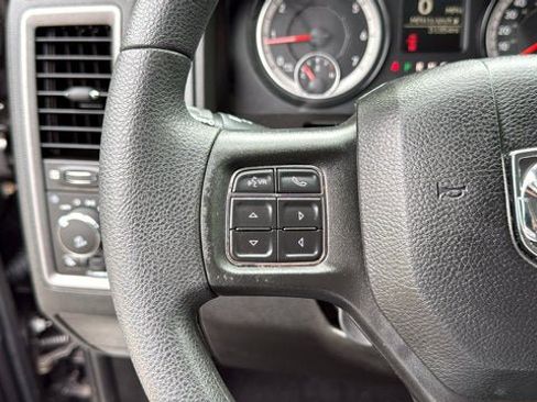 Used 2019 RAM 1500 Express w/ Express Value Package AWD/4WD image 15
