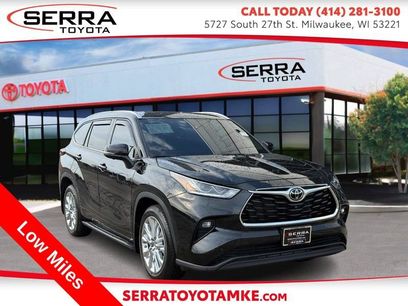 Used 2024 Toyota Highlander Limited