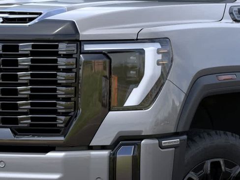 New 2026 GMC Sierra 2500 Denali Ultimate AWD/4WD image 10