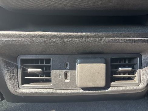 Used 2025 Chevrolet Silverado 1500 LT image 29